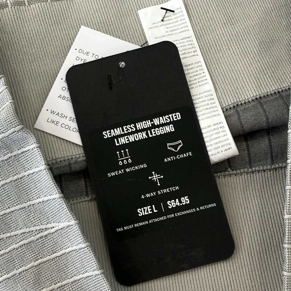 Fabletics Seamless High-Waisted Linework Leggings. - Picture 10 of 14